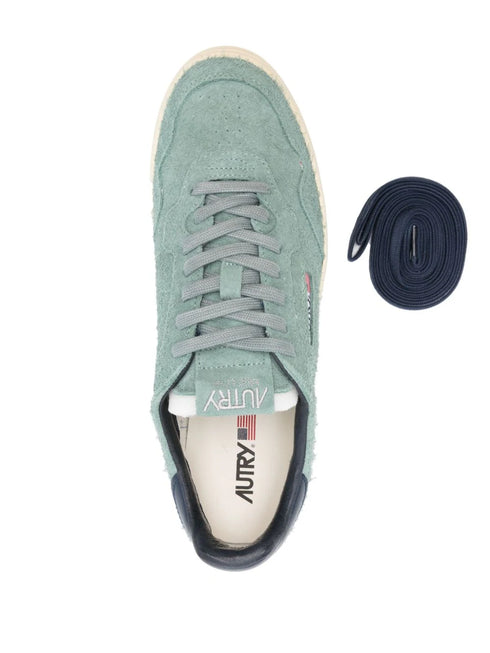 Medalist Low suede sneakers